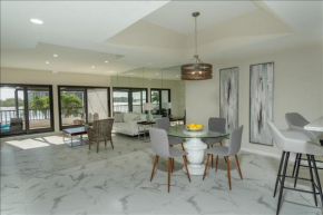 LaPen403 - LaPeninsula condo
